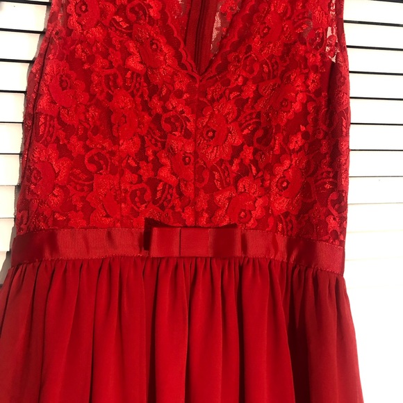 ASOS Scalloped Lace Skater Dress in Red - Picture 2 of 5
